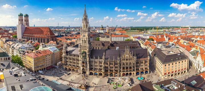 Münchener Skyline-Panorama, München, Deutschland