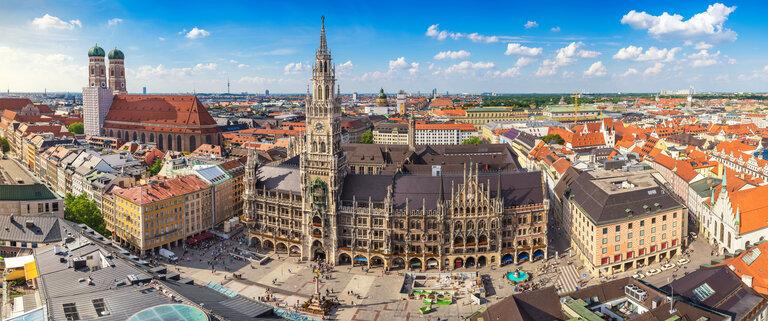 Münchener Skyline-Panorama, München, Deutschland